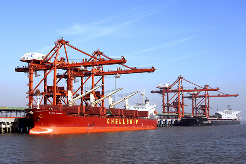 上海多宝体育多宝体育设计作品： 上海皇马国际物流平台 - 海、陆、空、铁路线上智能查价下单